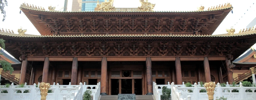 Jing'an Temple facade